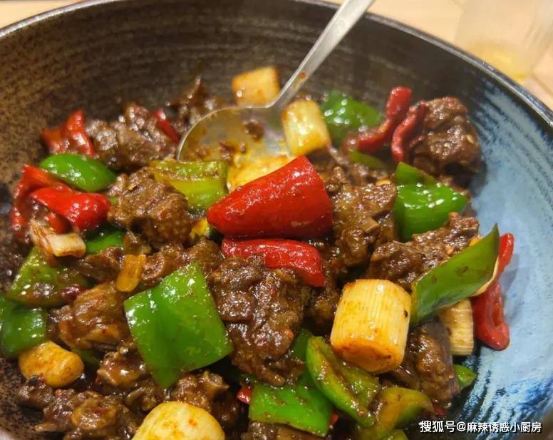凉拌莲藕时，记住这5点，做出的藕片不发黑，清脆爽口，又入味！