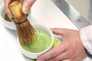 从江南茶园到全球市场,一杯抹茶的“破圈”之旅