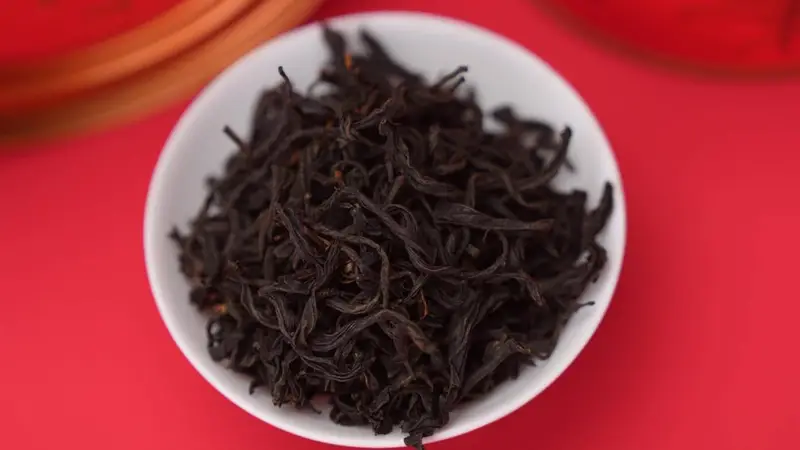打破季节偏见:让红茶成为夏日生活的温柔陪伴