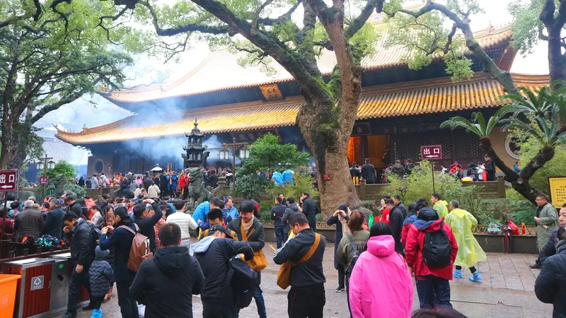 今日！为什么教堂不收费，寺庙和道观却收费？原因其实很简单