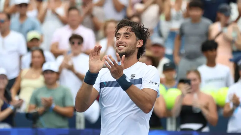 ATP辛辛那提站-蒂兰特爆冷2-1逆转德约 小兹维2-1晋级32强