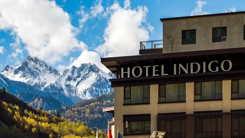 九寨绿发英迪格酒店全新试行“24小时入住制” 开启灵动藏地旅居新体验