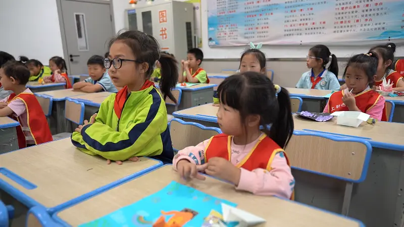 “萌娃探校・快乐衔接” 池北三小举行幼小衔接参观研学活动