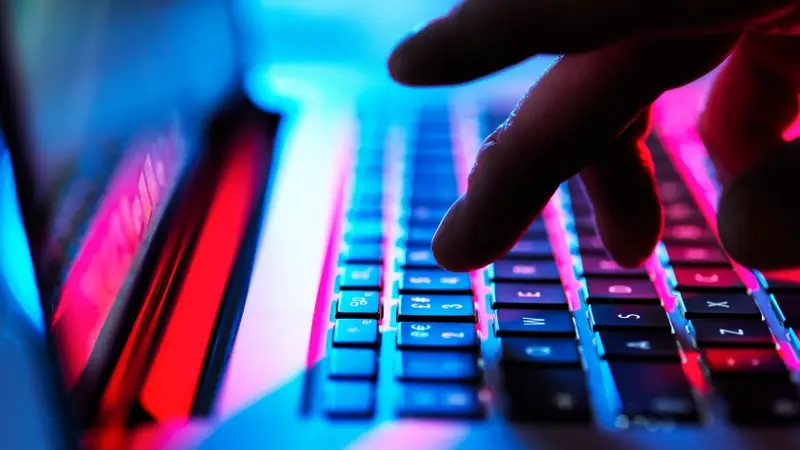 直通部委｜教育部预警严防志愿被篡改 建设工程施工合同纠纷司法解释发布