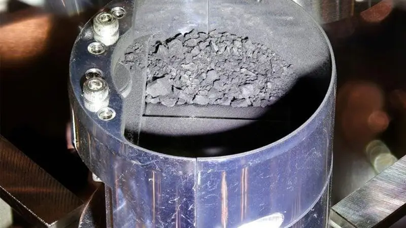 科学家在小行星上发现全部5种核酸碱基
