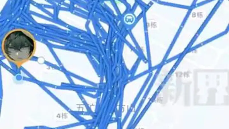 八岁男孩骑车出门满头大汗回家，妈妈甚至觉得娃掉水里了，一打开孩子手表行动轨迹惊呆了