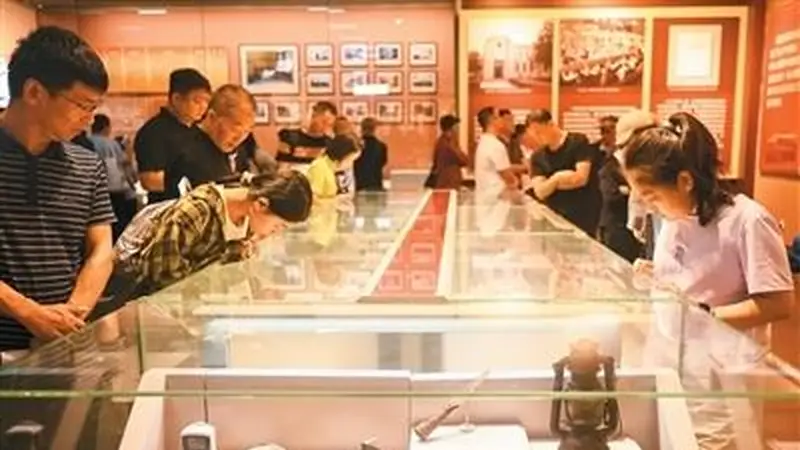 红色旅游“正青春”