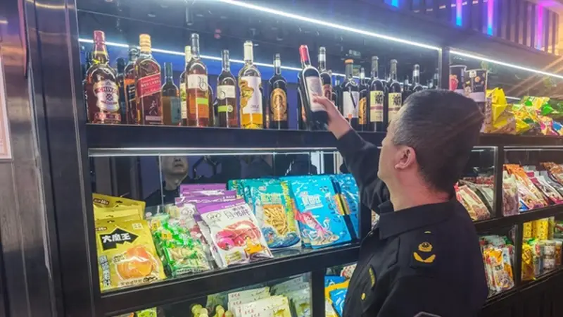 伊春大箐山:夏季旅游食品安全与暖心服务双向升级