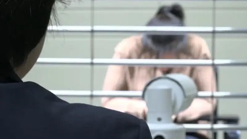 保姆因无法生育，拐走雇主家10月龄男婴35年，还谎称路边捡的，犯拐骗儿童罪获刑3年