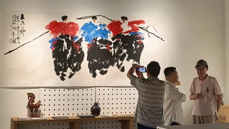 《兵心墨语·致敬八一》军旅艺术家书画展在双阳举办