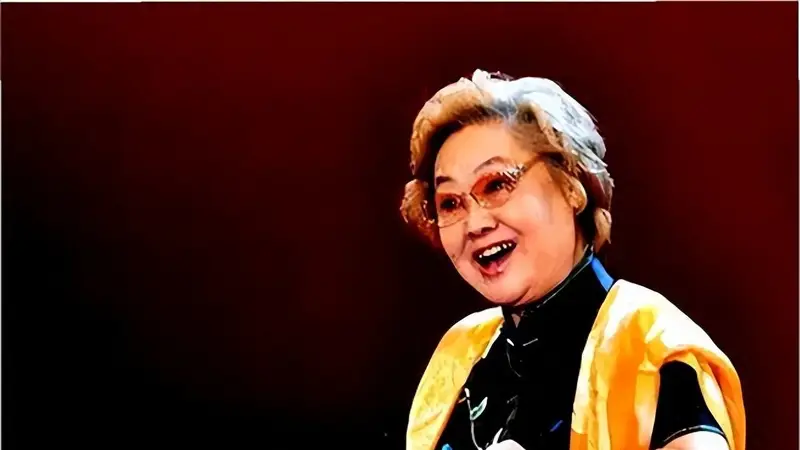 直到去世才真相大白，原来郭兰英是庄则栋的姐姐，曾为他化解困境