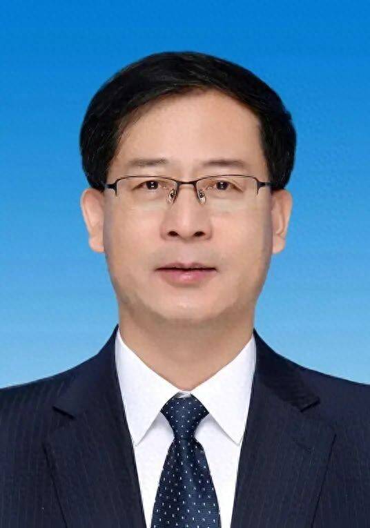 涉嫌严重违纪违法,内蒙古自治区呼和浩特市人大常委会原副主任吴文明被查!曾任呼和浩特市发改委主任、赛罕区区长、玉泉区区委书记等职