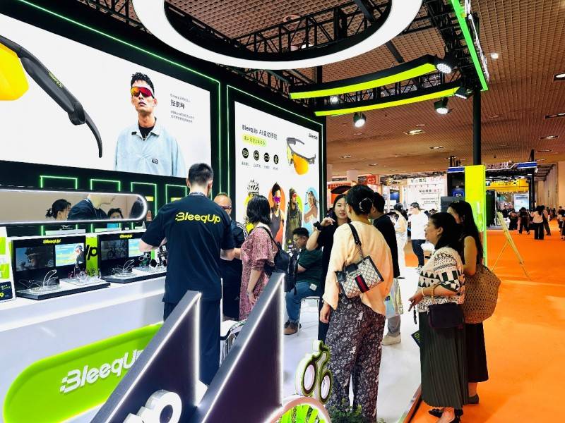 当AI眼镜首次纳入国家补贴,厦门国际眼镜展成了谁的竞技场