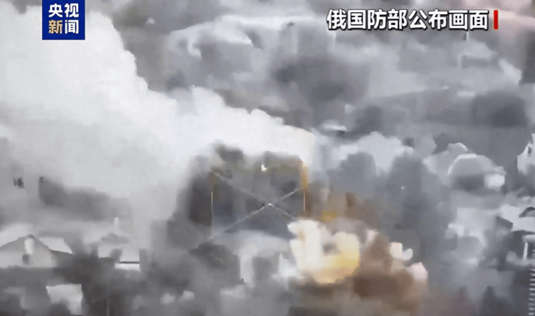 一周1400架无人机+1500枚炸弹!俄这波攻势把乌克兰炸惨了