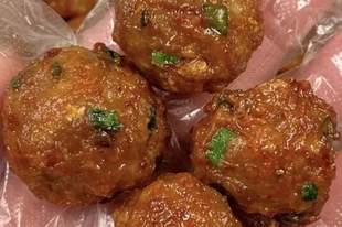 【美食天地】——炸丸子,外酥里嫩!