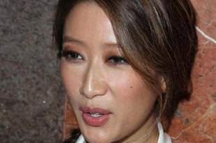 原来谢婷婷的靠山，不是丈夫也不是哥哥，而是78岁与丈夫AA制的她