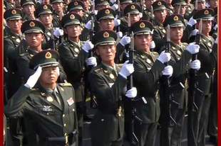 学习新语｜坚定不移走中国特色强军之路
