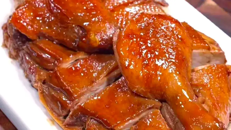 吕文扬的酱汁鸭:老味道里熬出新烟火