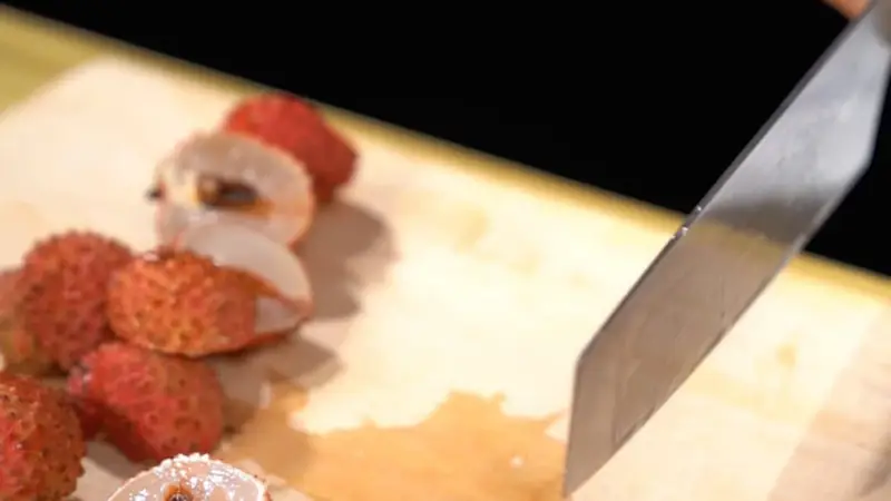 荔枝泡酒的比例是多少?关键技巧揭秘让口感更惊艳!