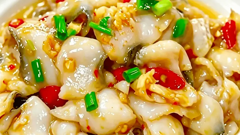 蒜香鲜辣滑鱼片,一口沦陷的家常鲜滋味