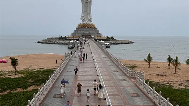 海口三亚:8亿打造世界最高海上观音