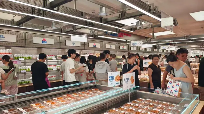 新鲜零食全面爆发,内卷的好想来、零食很忙等量贩零食还能撑多久?