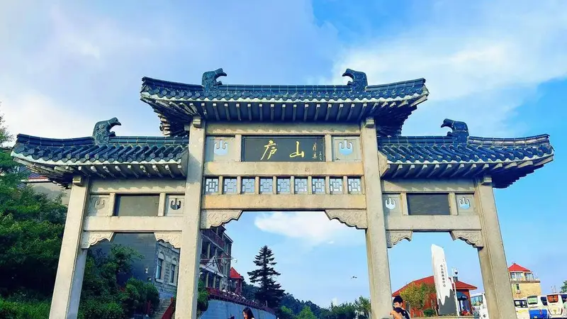 庐山地接旅行社怎么选？四维接待能力评估，确保行程无缝衔接