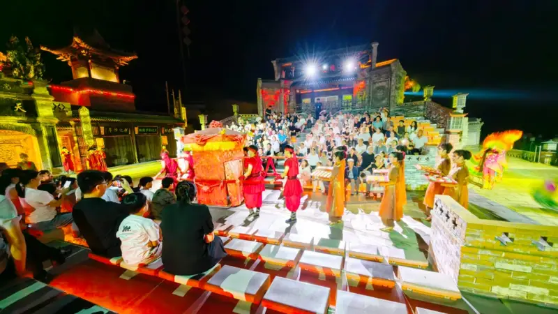 夜游黄河古镇 邂逅千年风华｜临县碛口麒麟山庄《如梦碛口》实景演出点亮黄河文旅夜空