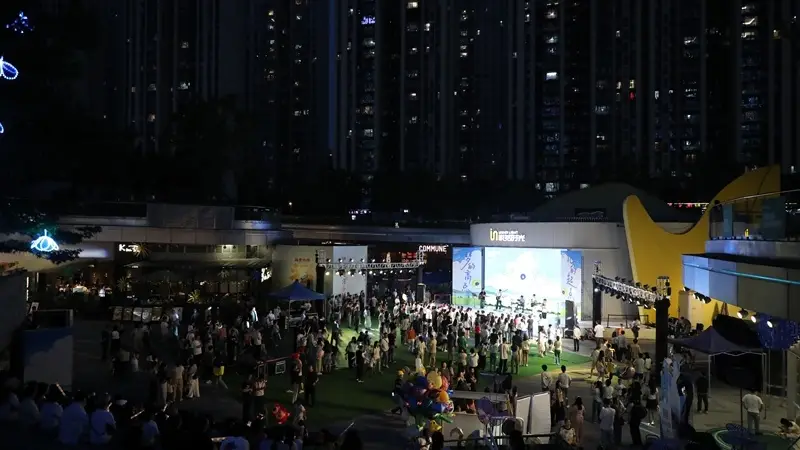 观山湖“路边音乐会·毕业季”专场开演