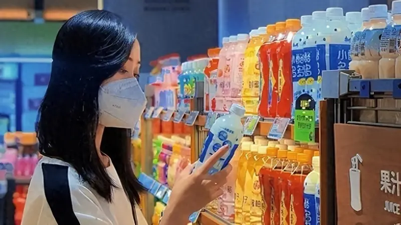 披着汉字外衣的日本饮料之王：年收入超60亿，一度被误认是国货