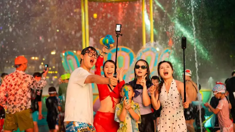 来深过暑假：59天夏浪民族狂欢正式开启 深圳锦绣中华打造湾区夏日狂欢新地标