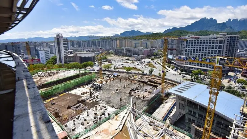 天门山下,一座综合体正在改写张家界的“初见”
