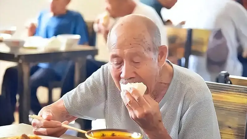 “夏补钾,身不乏”!5种高钾零食建议多吃,精神满满腿脚更有劲