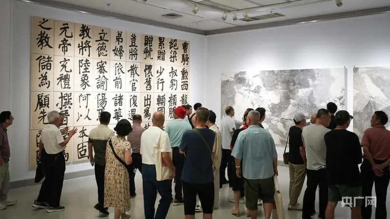 “觉山闻籁——曾三凯书画作品展”登陆厦门