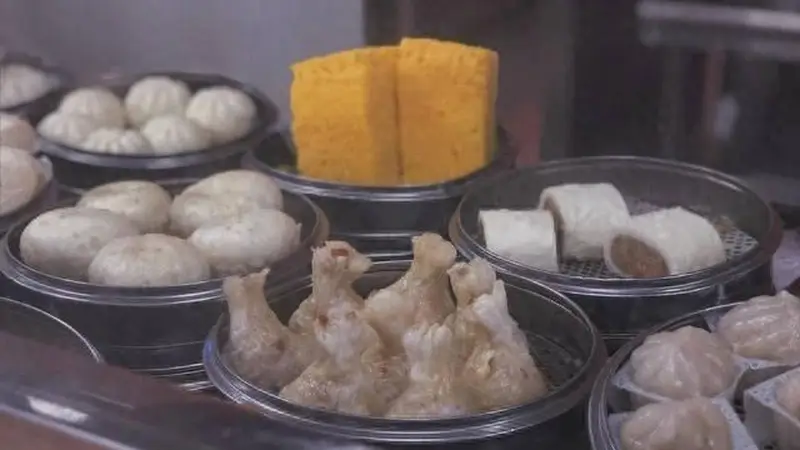 在深圳,一个早餐店能养活一家四口吗?