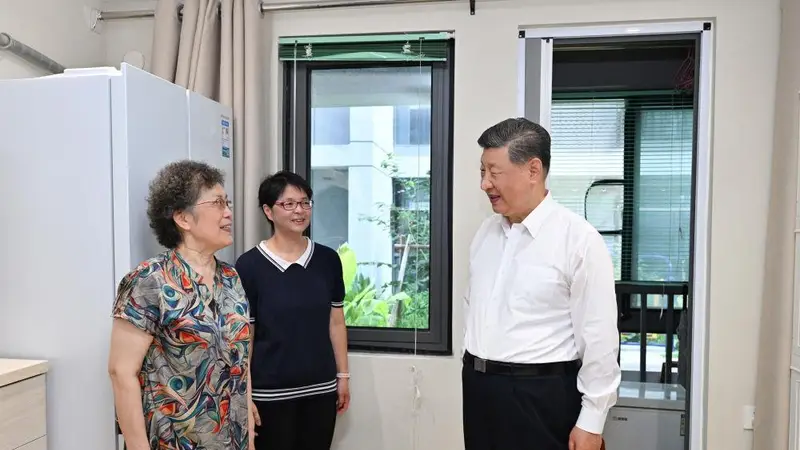时政微观察丨从这些生动比喻感悟正确政绩观