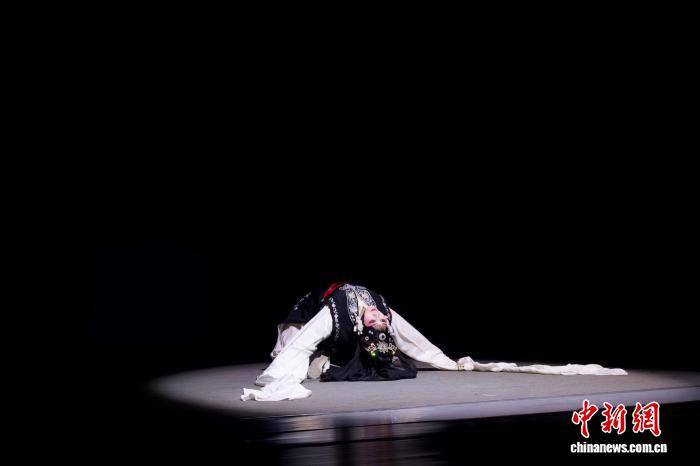 青年湘剧演员凭“鬼步”出圈:让湘剧被看见是最大的惊喜