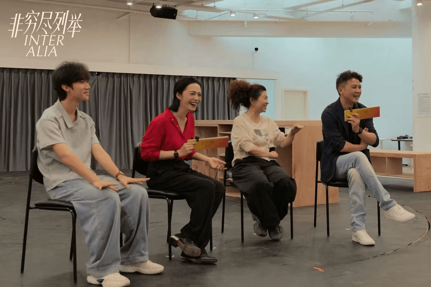 姚晨挑战3万字《非穷尽列举》:离生活很近,做梦都在背台词