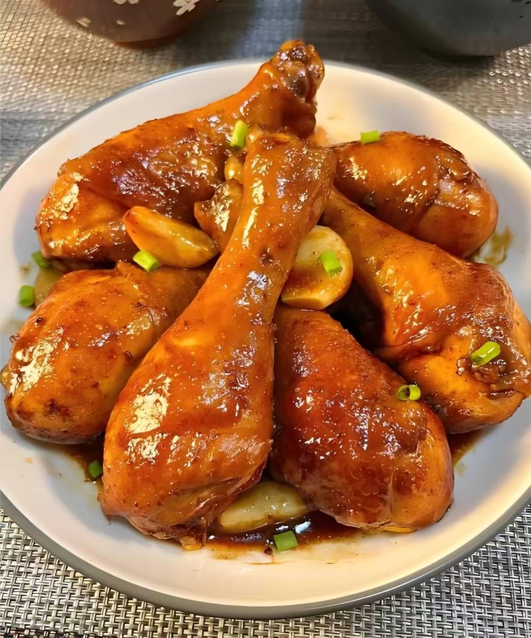酱香浓郁超下饭！教你做零失败的家常鸡腿烧