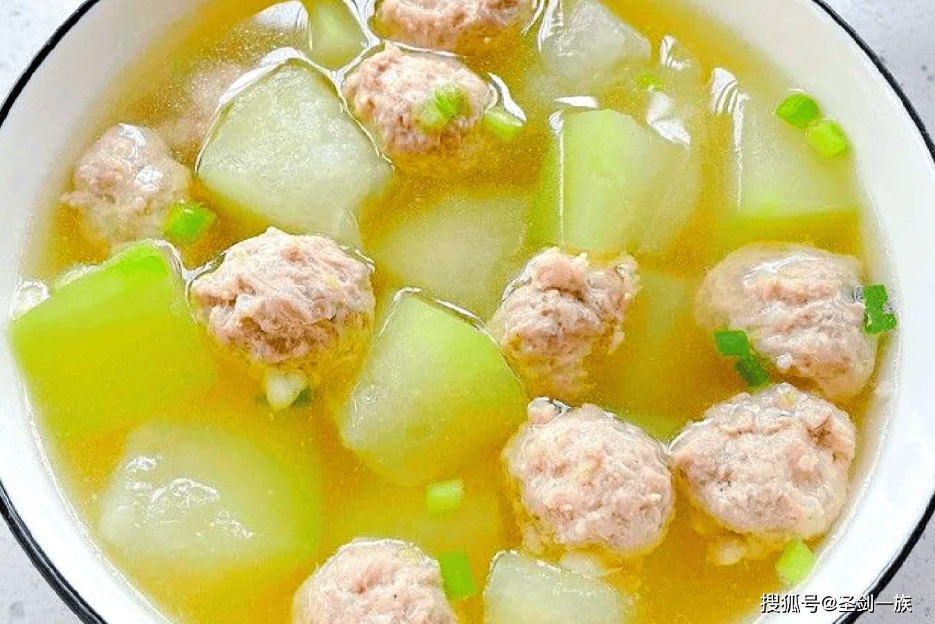 天气热不知道做什么？试试这8道家常神菜 超级下饭