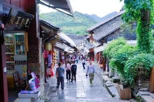 西南这个“低调”的省会：光芒常被掩盖，是否真的被低估了？