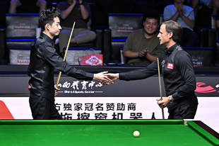 斯诺克中国公开赛-吴宜泽2-6吉尔伯特无缘八强 周跃龙6-4刘宏宇