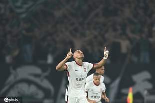 让2追3!中超-费利佩双响拜合拉木绝杀 蓉城3-2浙江终结6轮不胜