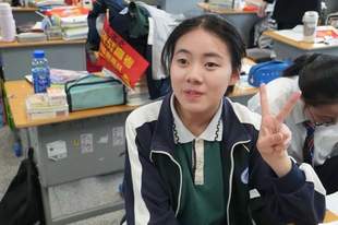 湖北脑瘫女孩603分考上海南大学，校方暖心回应→