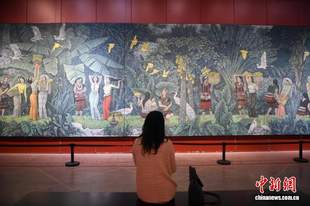 昆明美术双年展开展 253件作品“讲述”中老铁路