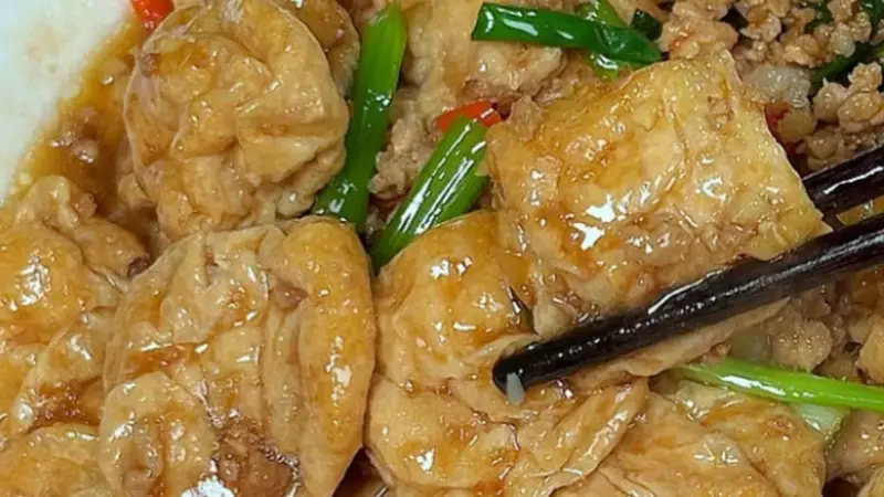 浓油赤酱赣味硬菜,豆泡吸汁五花肉酥烂超下饭