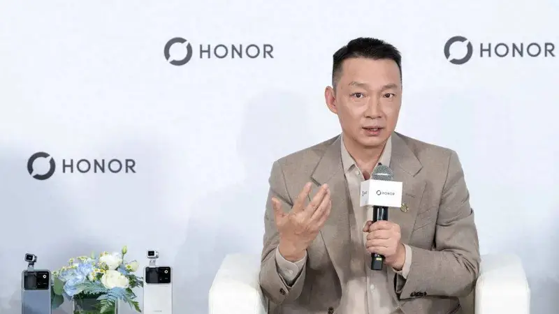 不甘平庸的李健和一个更敢的荣耀