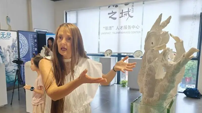 五千“洋景漂”活跃中国千年瓷都 筑梦办展传交流佳话