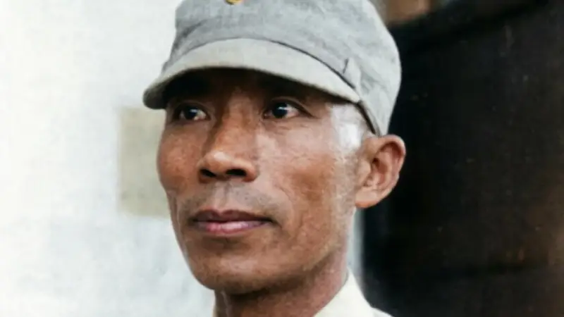 1946年粟裕歼敌一师,却找不到师长,俘虏指着我军干部大喊