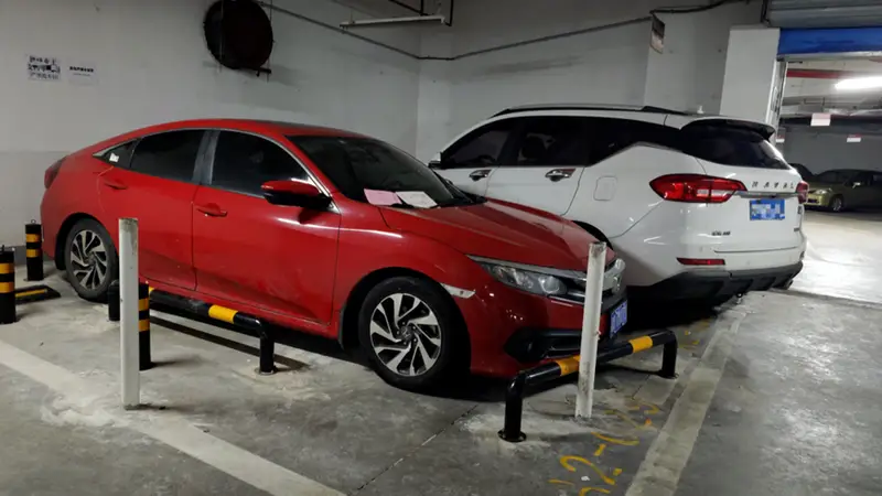 马上评|副处长被指霸道停车,“八小时以外”也要管